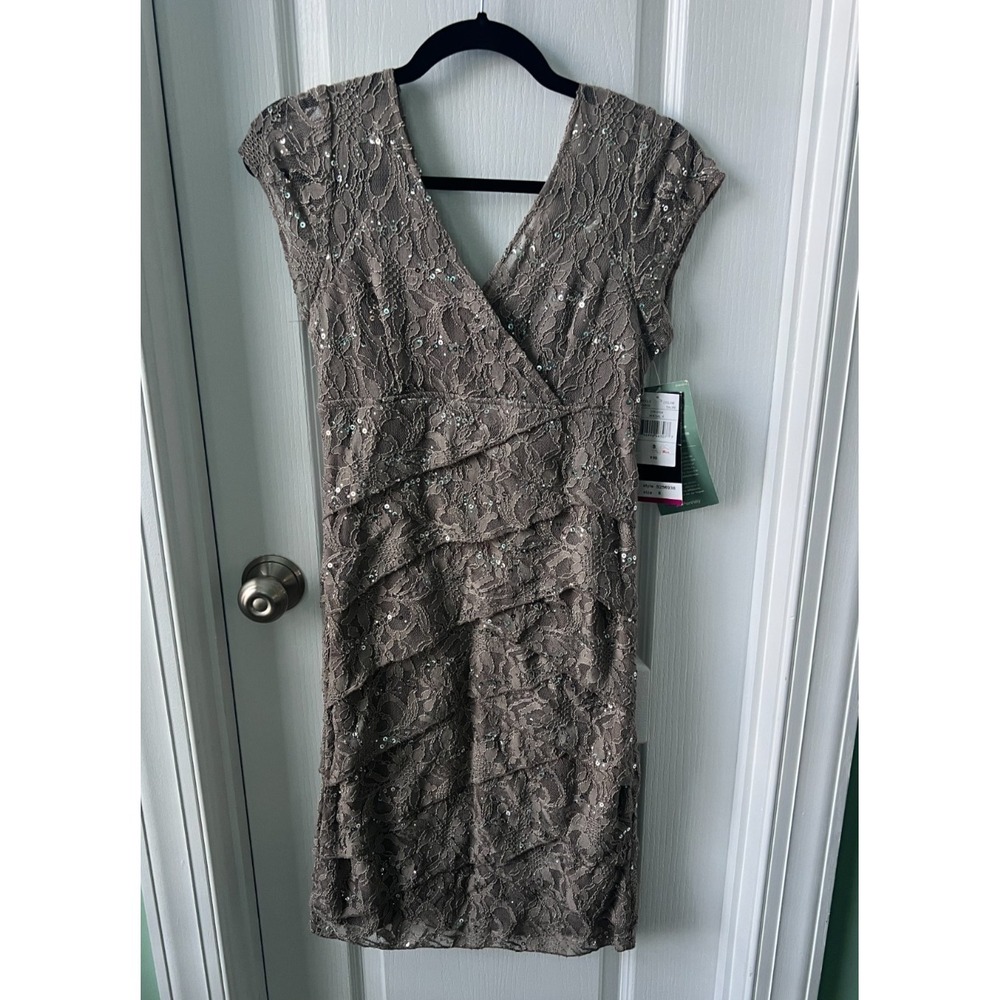 Scarlett Formal Sequin Dress Taupe Tiered V‎ Neck Cap Short Sleeves Size 8 NEW